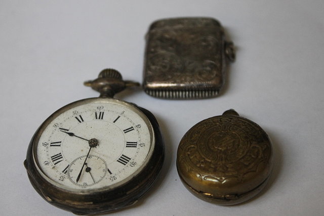 Appraisal: A CONTINENTAL TOP WOUND POCKET WATCH with niello decoration together