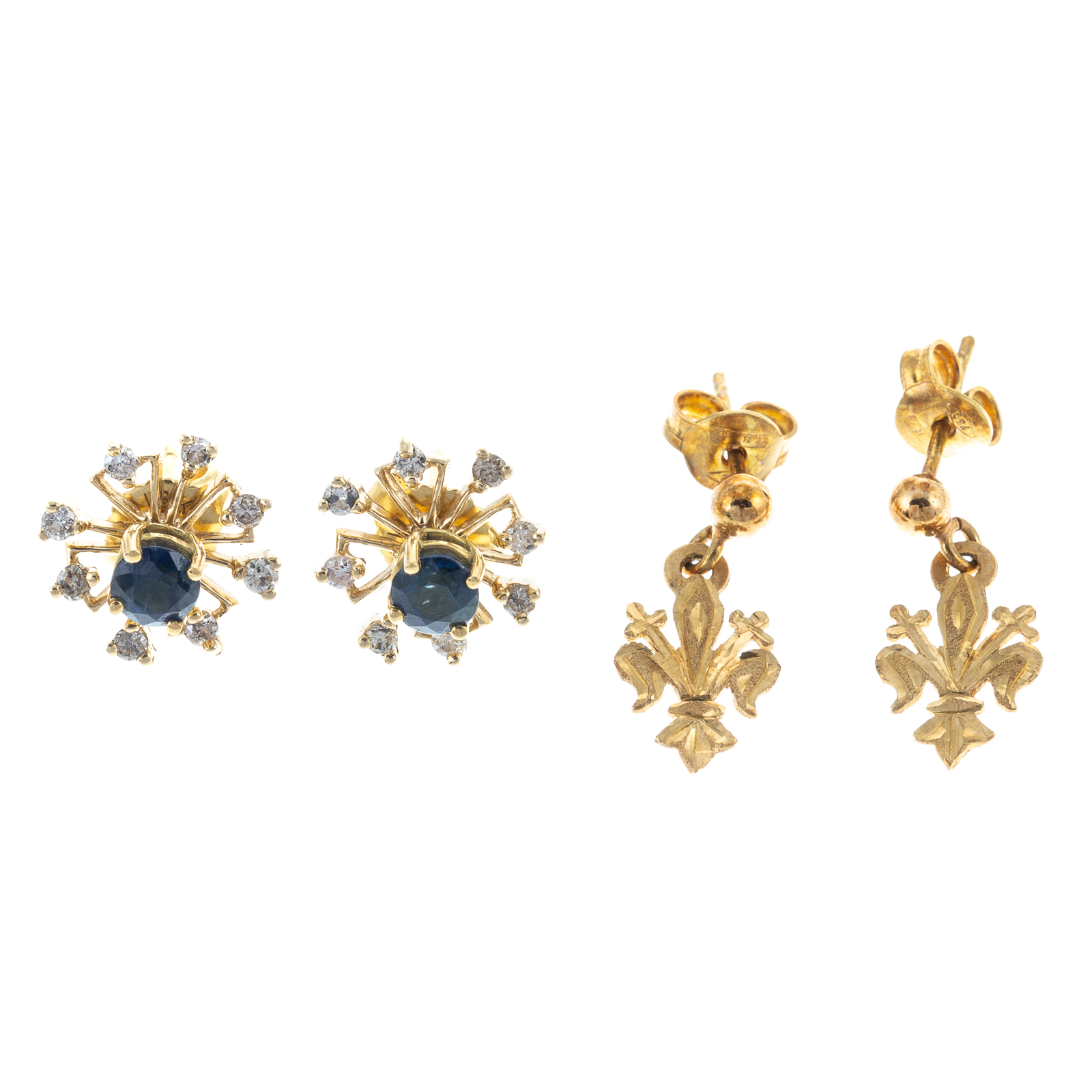 Appraisal: TWO PAIRS OF EARRINGS IN K YELLOW GOLD K yellow