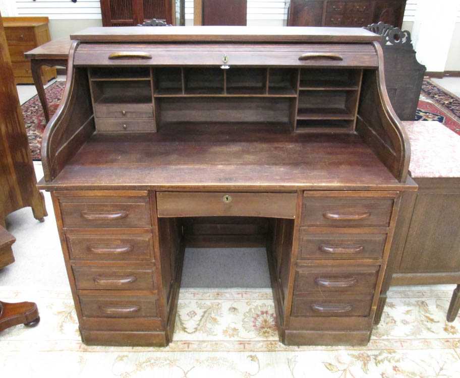 Appraisal: DOUBLE PEDESTAL ROLL-TOP DESK American early th century an S-roll