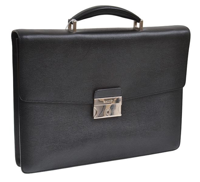 Appraisal: A BRIEFCASE BY BALLY Styled in black leather with silver