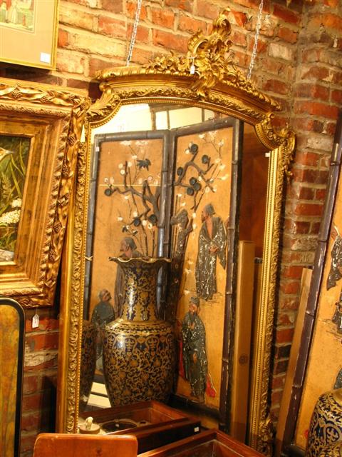 Appraisal: LOUIS XIV XV STYLE GILT MIRROR EARLY TH CENTURY h