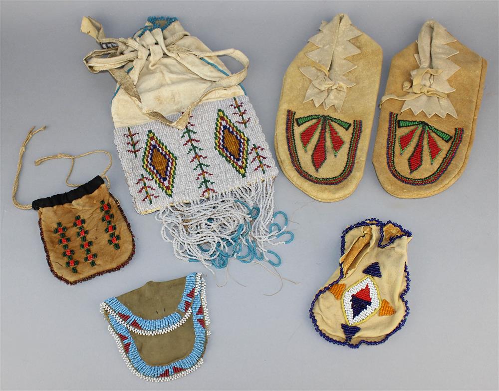 Appraisal: LOT OF NATIVE AMERICAN BEADWORK Plains and Woodlands each bead-stitched