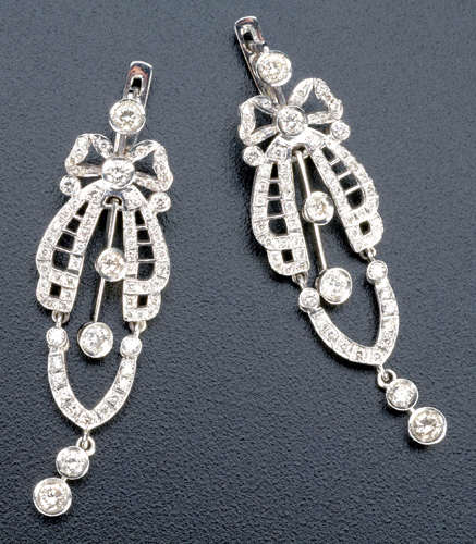 Appraisal: Edwardian style diamond earrings in k wg designed as bows