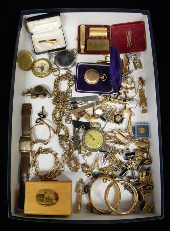 Appraisal: JEWELRY Costume Jewelry pieces of mostly men's accessories cuff links