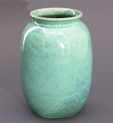 Appraisal: A Ruskin Pottery stoneware vase covered in a mottled green