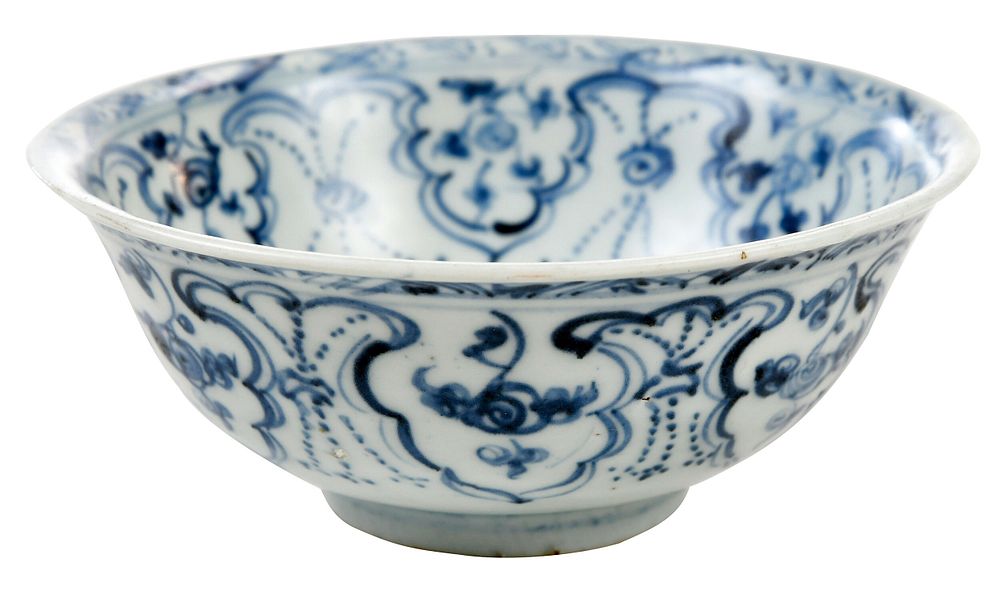 Appraisal: Chinese Blue and White Porcelain Bowl Ming Dynasty possibly Hongzhi