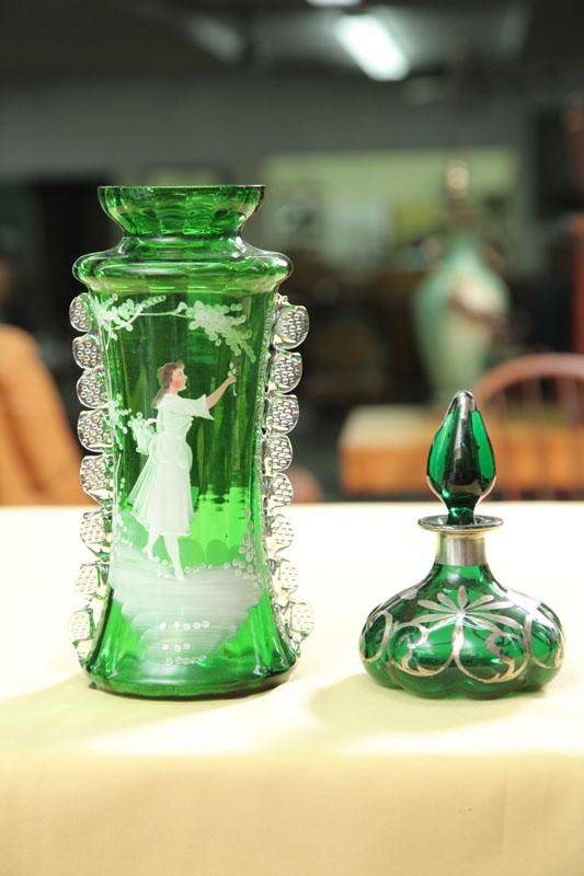 Appraisal: TWO PIECES A green Mary Gregory type vase with clear