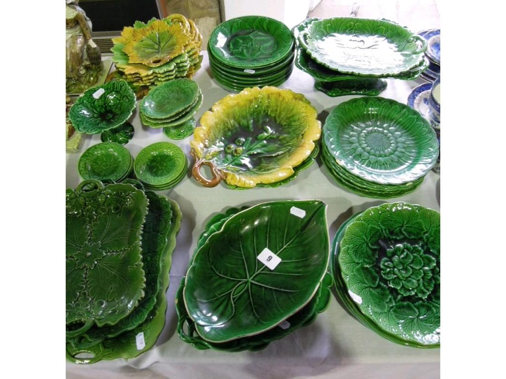 Appraisal: An extensive collection of th century and other green glazed