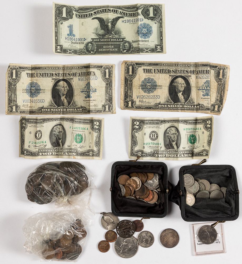 Appraisal: Miscellaneous coins and paper currency Miscellaneous coins and paper currency