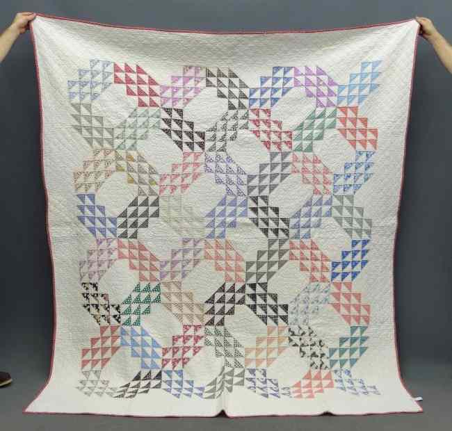 Appraisal: C ' s ocean waves quilt '' x ''