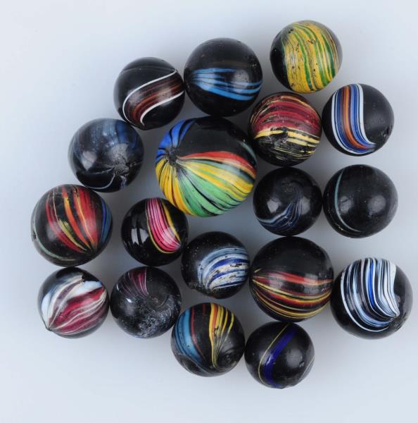 Appraisal: Lot Of Indian Swirl Marbles Lot includes multicolor indian swirl