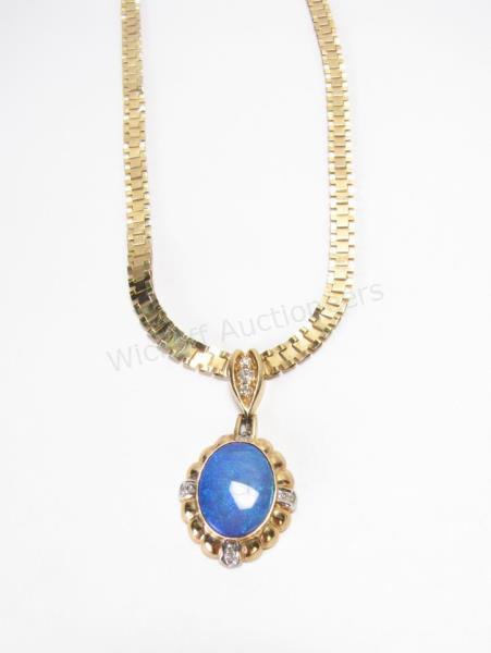 Appraisal: An elegant K yellow gold necklace with mm x mm