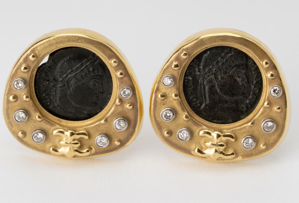 Appraisal: PAIR OF KARAT YELLOW GOLD DIAMOND COIN EARRINGSbezel set with