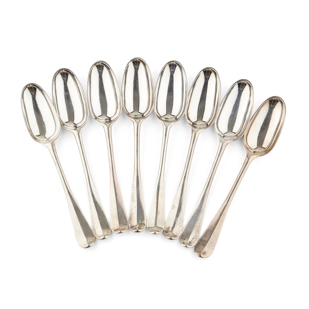 Appraisal: A set of eight Scottish George III table spoons Robert