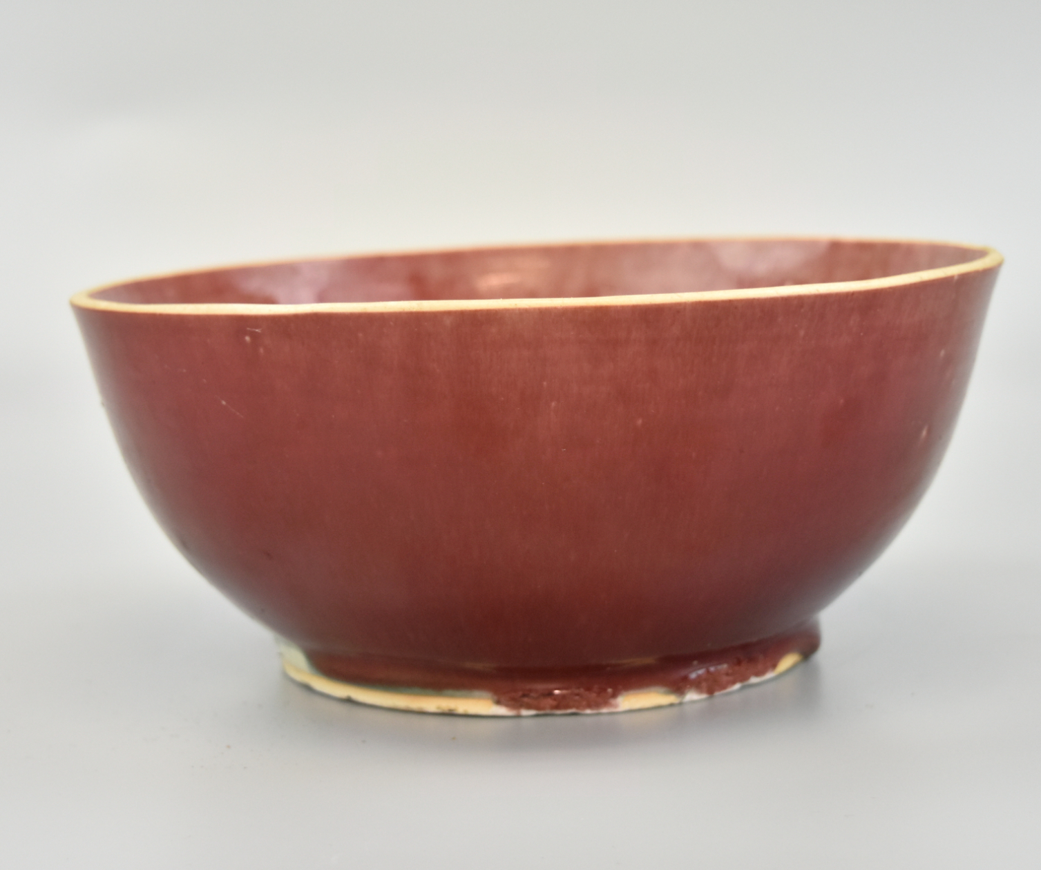 Appraisal: Chinese - th C the rounded side rising from a