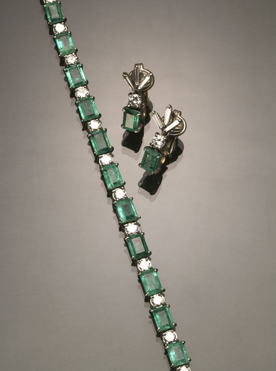 Appraisal: White-Gold Emerald and Diamond Three-Piece Ensemble Consisting of an -karat