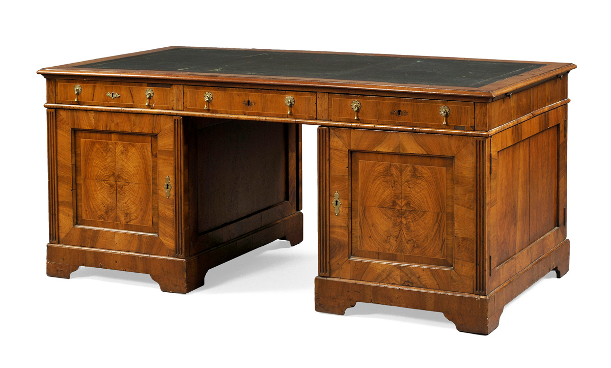 Appraisal: GEORGE III STYLE MAHOGANY PARTNERS DESK WITH TOOLED LEATHER INSET