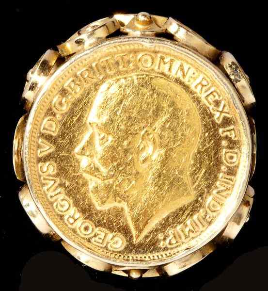 Appraisal: George IV Commemorative Gold Sovereign RingBelle Epoch period coin depicting