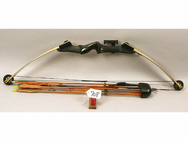 Appraisal: Darton compound bow Model SL with hard case and accessories