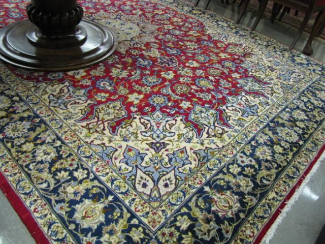 Appraisal: Oriental rug circa 's Persian Heriz type design ' x