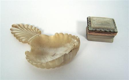 Appraisal: A th century French mother of pearl and gold mounted