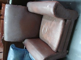 Appraisal: A retro brown leather armchair