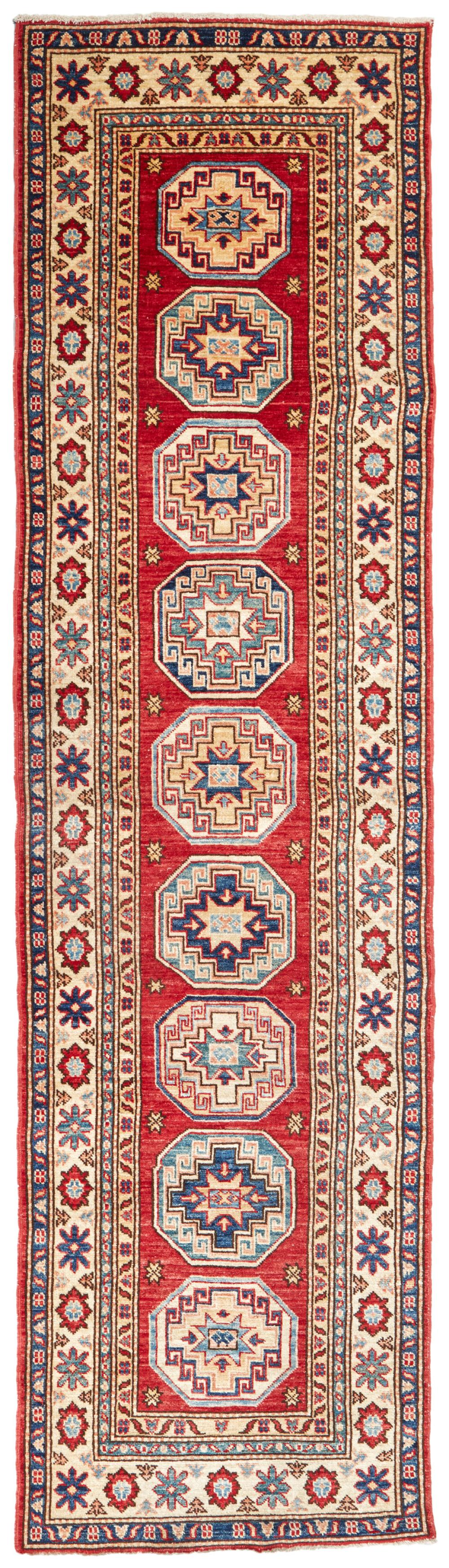 Appraisal: An Iranian Yalameh runner Fourth-Quarter th Century Wool on cotton