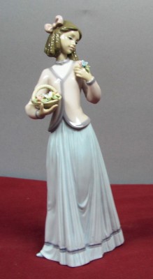 Appraisal: LLADRO - Innocence in Bloom L Society - G Retired