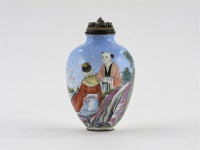 Appraisal: A Chinese Canton enamel ovoid snuff bottle painted with two