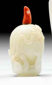 Appraisal: Good Chinese white jade snuff bottle th century Carved to