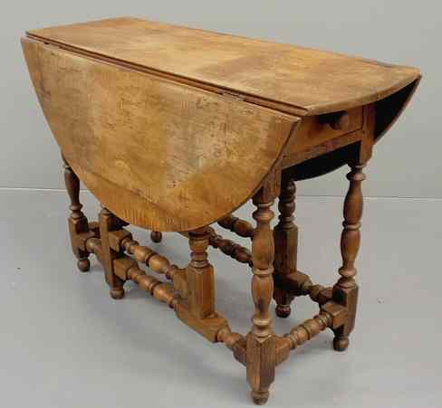 Appraisal: Early William Mary maple drop-leaf gate-leg table with scrubbed top