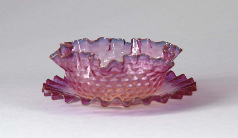 Appraisal: ALEXANDRITE FINGER BOWL UNDERPLATE Diamond quilted design with color shading