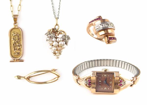 Appraisal: A collection of gold jewelry featuring two pendants with chains