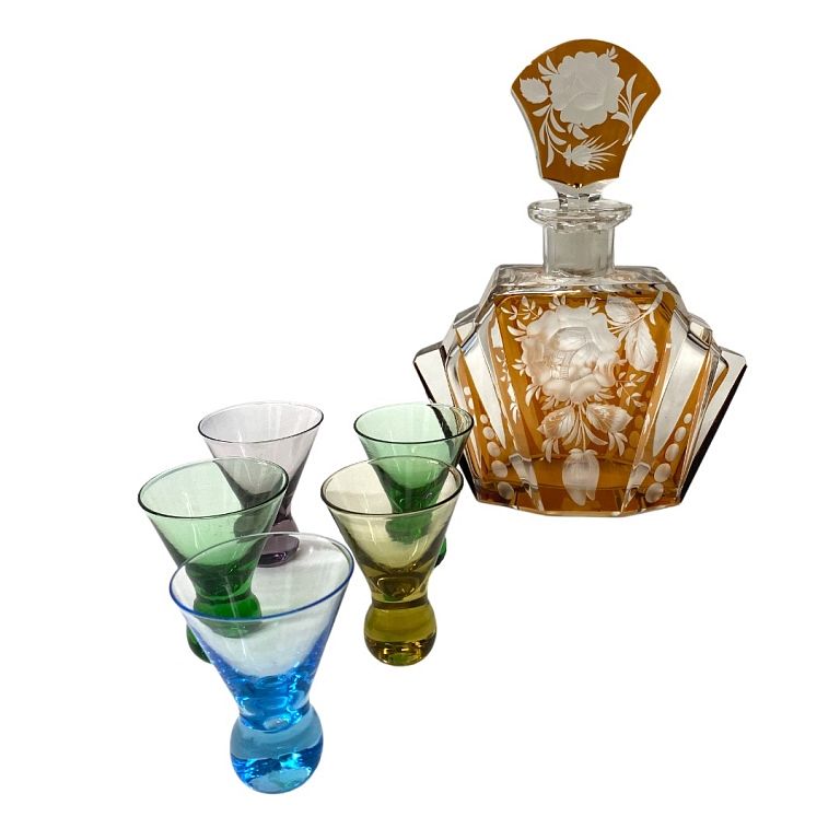 Appraisal: Decantor And Shot Glass Group Decantor And Shot Glass Group