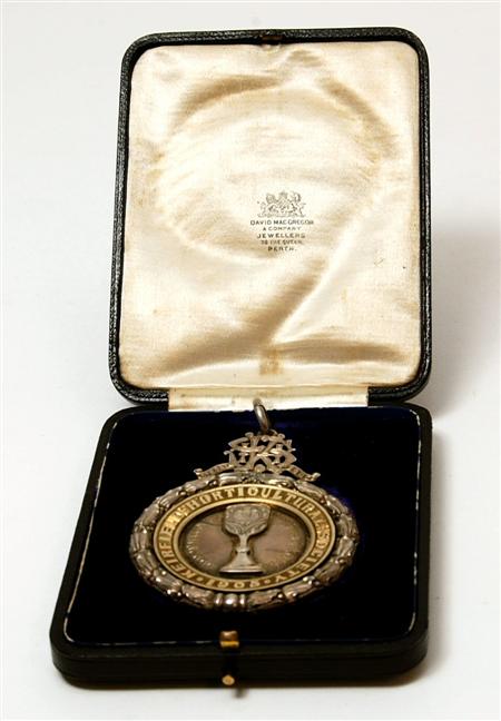 Appraisal: Perth - a Scottish provincial silver horticultural prize medallion by