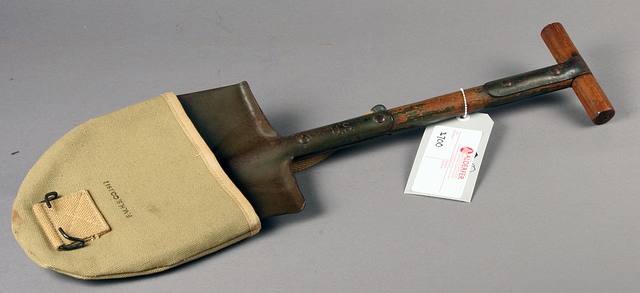 Appraisal: M T-handle Shovel marked US on handle and spade traces