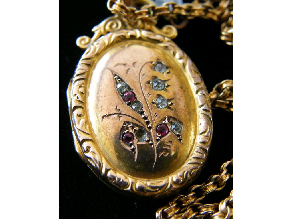 Appraisal: ct back and front oval stone set locket on a