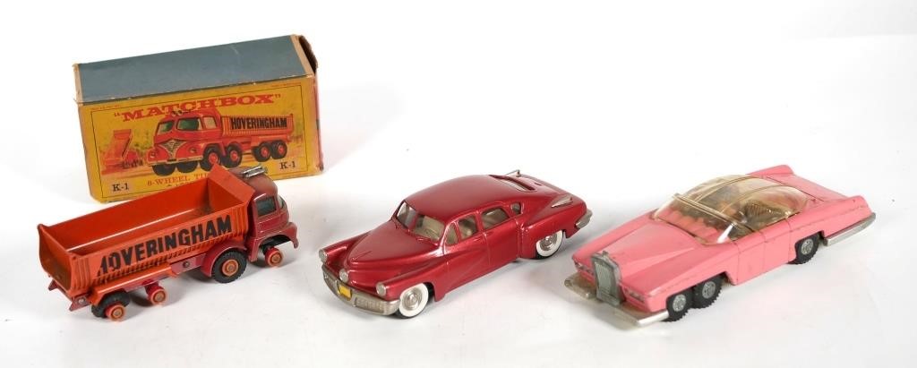 Appraisal: VINTAGE DINKY TOY CARSThree pieces Dinky Toys Lady Penelopes Fab