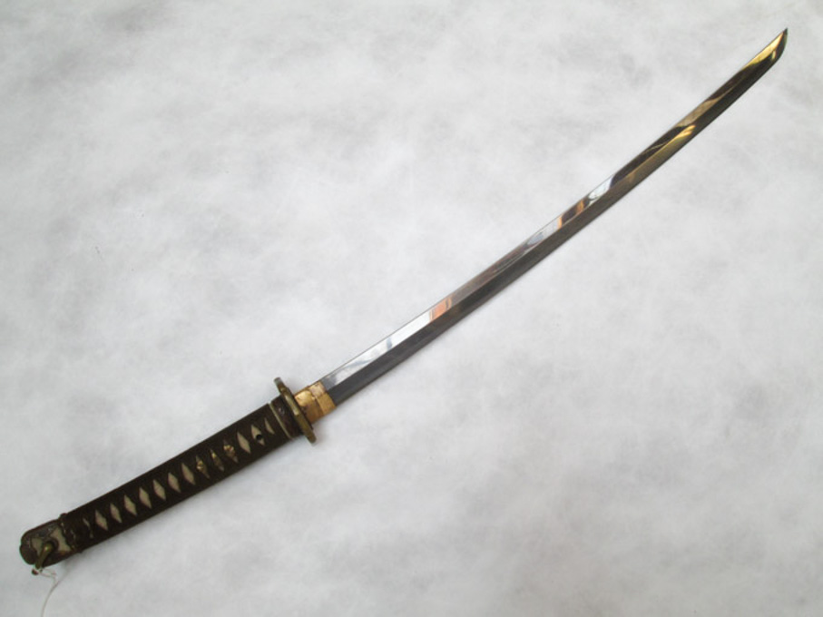 Appraisal: JAPANESE WORLD WAR TWO SAMURAI SWORD slight curve blade with