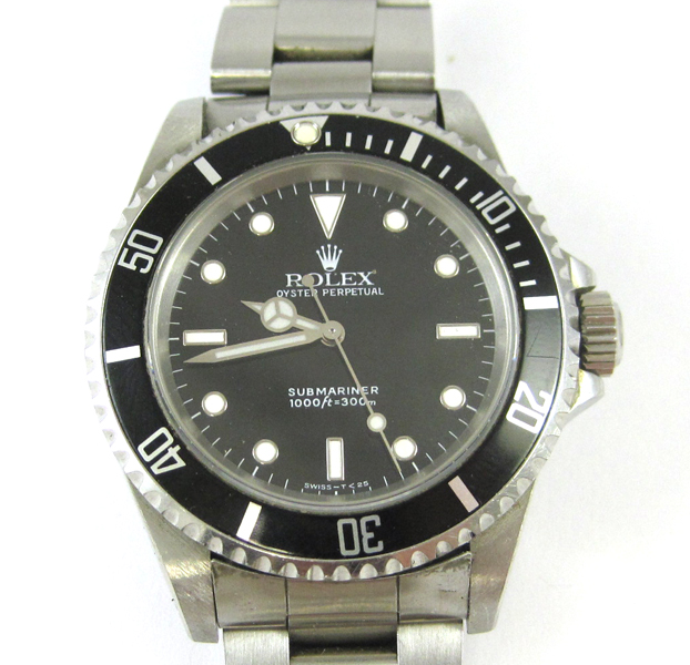 Appraisal: MAN'S ROLEX OYSTER PERPETUAL SUBMARINER WRIST WATCH WITH ORIGINAL BOX