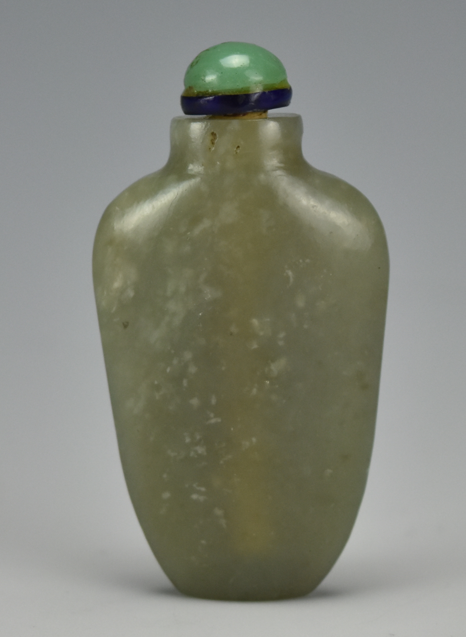 Appraisal: CHINESE SPINACH JADE SNUFF BOTTLE QING D A grey-green snuff