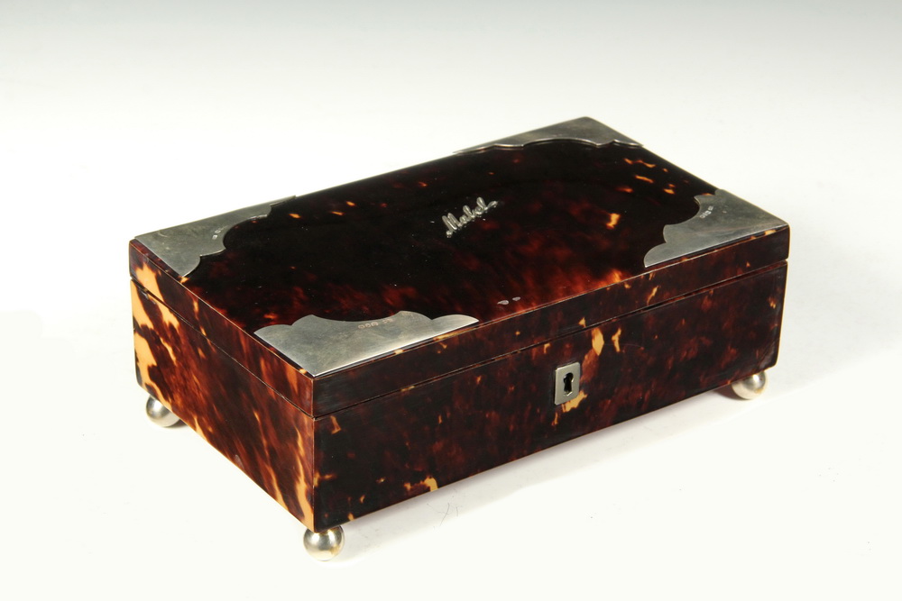 Appraisal: JEWELRY BOX - Dark Tortoiseshell Lidded Jewelry Box with English