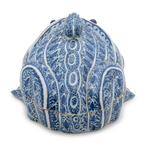 Appraisal: A Chinese Export Blue and White Frog-Form Covered Box having