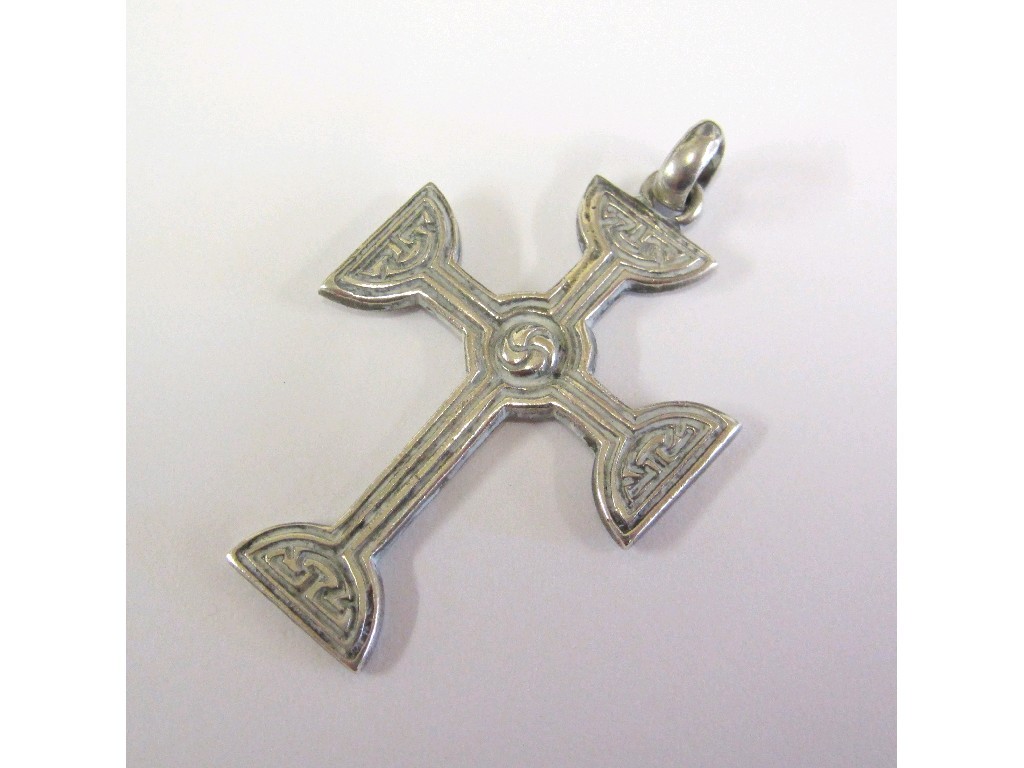 Appraisal: Alexander Ritchie small silver cross pendant Approximately cm stamped AR