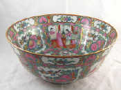 Appraisal: A large Chinese Cantonese ceramic bowl with vignettes inside and