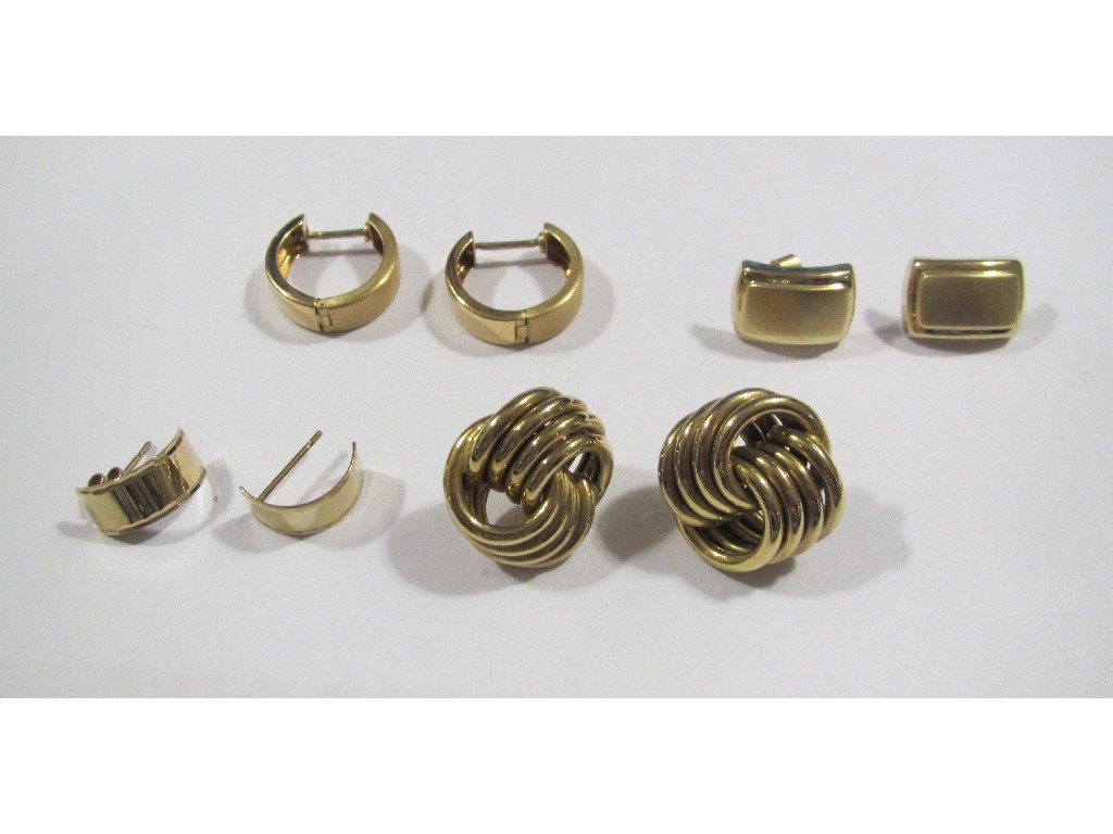 Appraisal: Four pairs of ct gold earrings Approximately gms