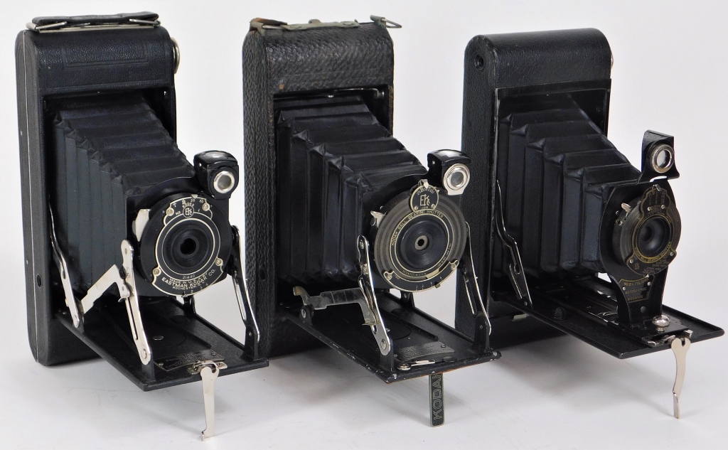 Appraisal: LOT OF KODAK FOLDING CAMERAS Lot of Kodak folding cameras