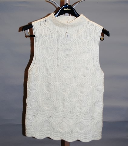 Appraisal: TSE cream cashmere sleeveless mock turtle knit top with waist