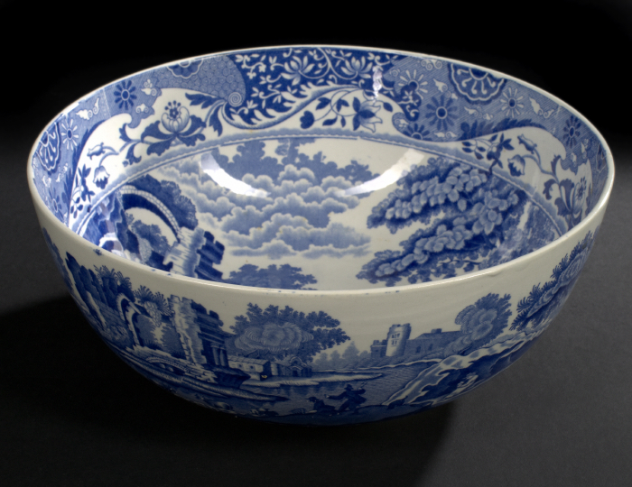 Appraisal: Copeland-Spode Blue Transfer-Printed Pottery Italian Series Fruit Bowl first quarter