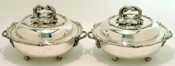 Appraisal: A pair of Victorian silverplated covered vegetable bowls Ornate figural